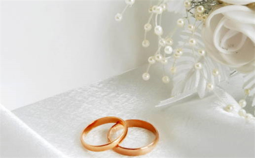 2025年农历四月廿五这日子结婚是否黄道吉日？ 办婚礼算不算好日子？