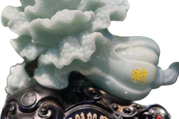 办公桌风水摆件 影响职场运势的关键元素 办公桌风水摆件 影响职场运势的关键元素