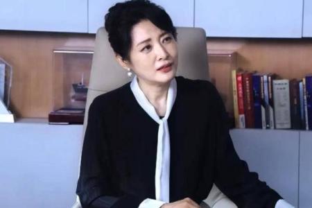 周涛生辰八字透视：成就背后的深层秘密