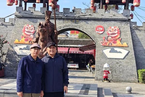 走进小镇,品味每个名字背后的温暖与故事 走进小镇,品味每个名字背后的温暖与故事