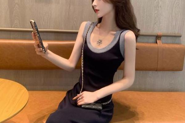 时尚女装新款 优雅与舒适并存 时尚女装新款 优雅与舒适并存