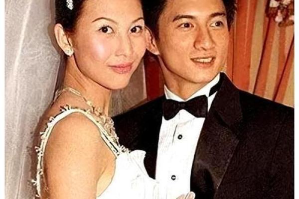 蔡少芬八字揭秘:为何事业与家庭双丰收 蔡少芬八字揭秘:为何事业与家庭双丰收