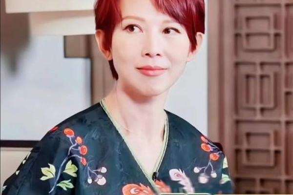 蔡少芬八字中的神奇密码,影响她的一生 蔡少芬八字中的神奇密码,影响她的一生