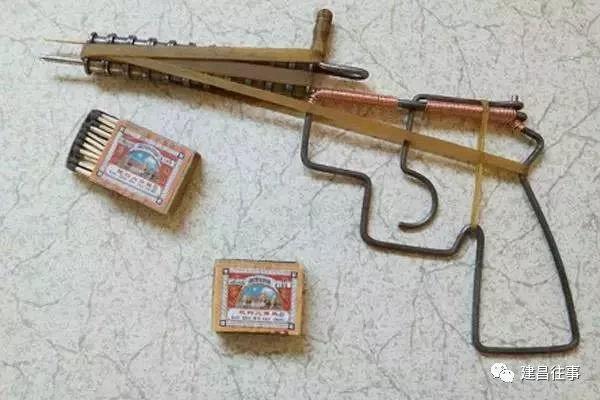 90年经典万年历,穿越时光的回忆神器 90年经典万年历,穿越时光的回忆神器