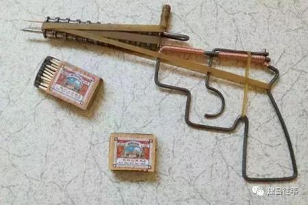 90年经典万年历，穿越时光的回忆神器