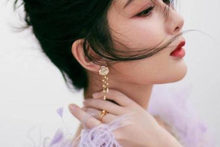 杨紫八字详解：她的命运为何如此特别？